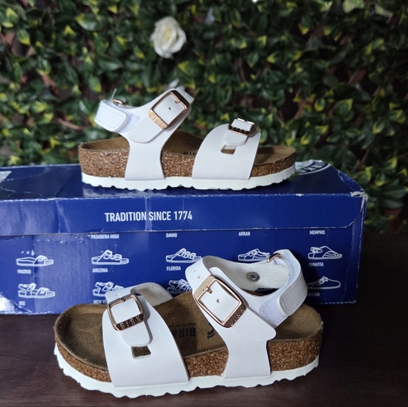 Birkenstock Rio AS White Sandals Little Kid Toddler Size 6 Narrow EU 24 NIB - Picture 1 of 9
